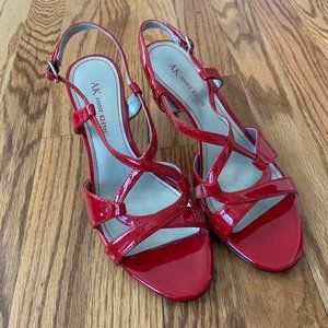 Anne Klein patent leather heels 6.5